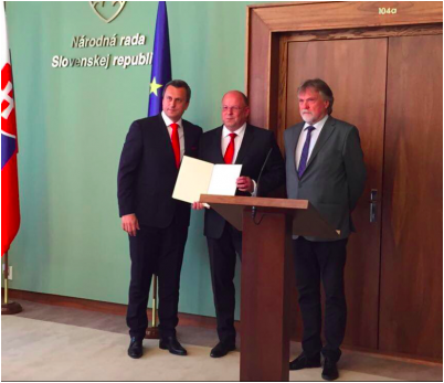 A. Danko a J. Rezník - Slávnostné odovzdanie menovacieho dekrétu