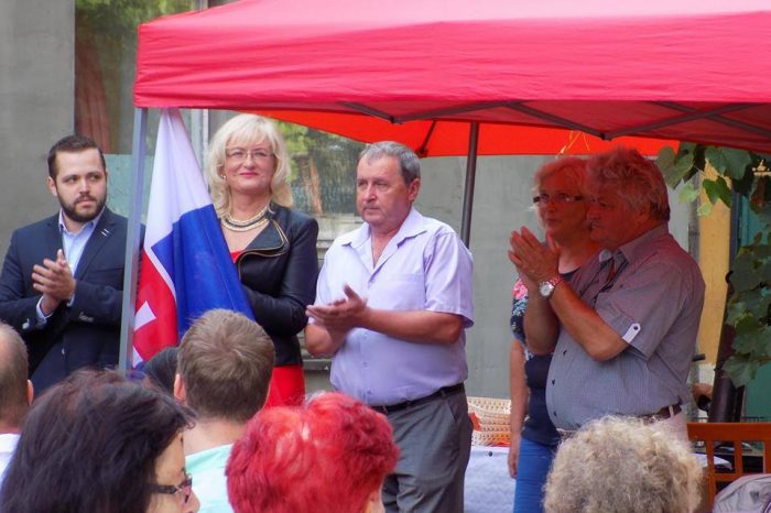 V Nových Zámkoch si pripomenuli výročie zvrchovanosti