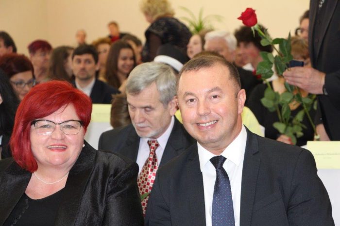 Riaditeľa ŠPÚ Ľudovíta Hajduka ocenila Slovenská rada rodičovských združení medailou