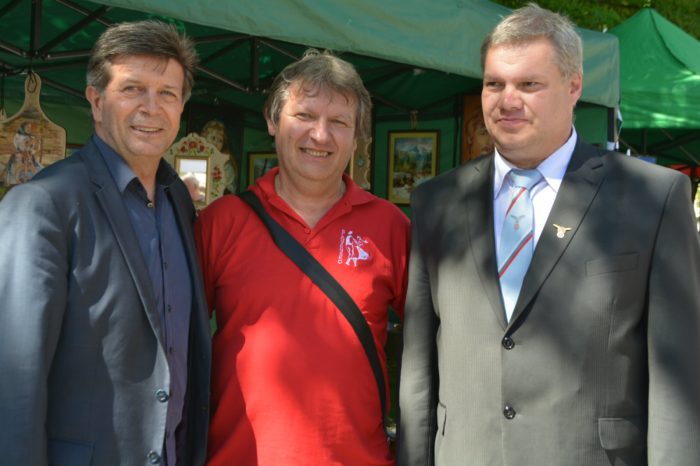 Ružomberského jarmoku sa zúčastnili aj zástupcovia SNS