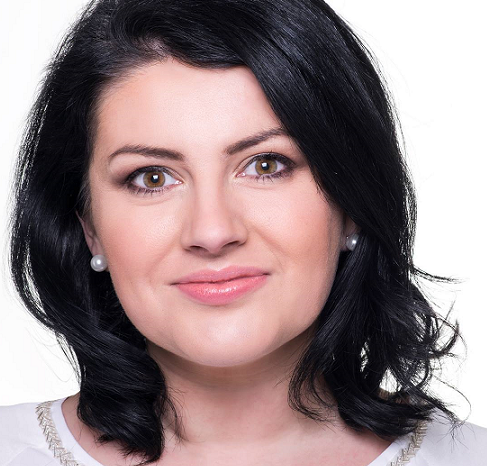 Eva Milučká: V politike musí byť viac žien