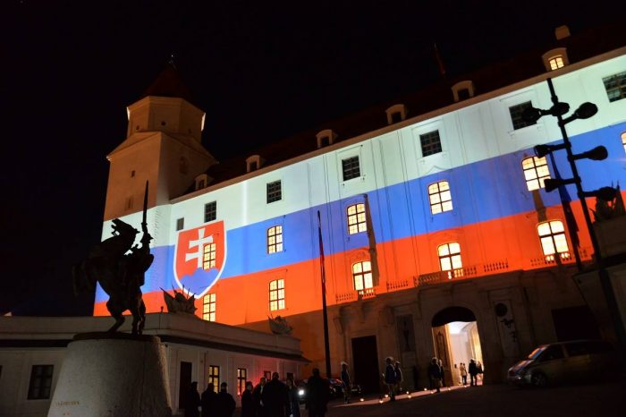 A. DANKO: Sviečková manifestácia mala zakódovaný silný nádych demokracie, slobody a razenia si  cesty  k novej spoločnosti
