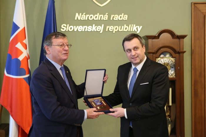 A. Danko - Stretnutie s prezidentom Európskej volejbalovej konfederácie Aleksandrom Boričićom