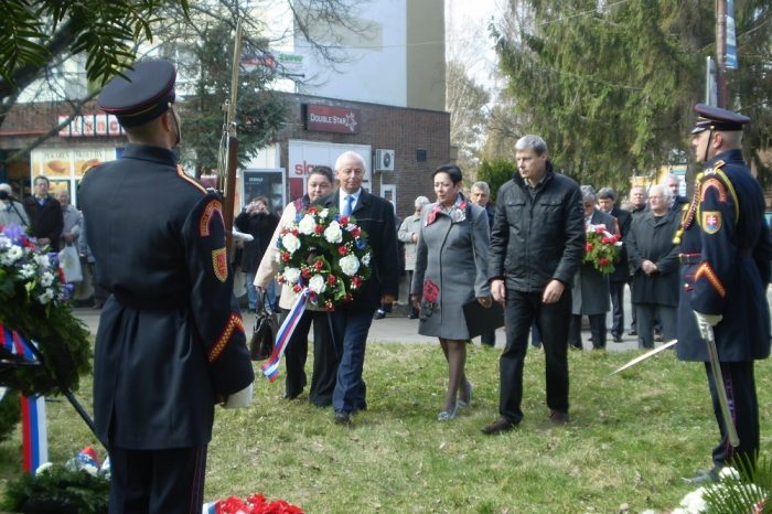 Pietna spomienka na obete II. sv. vojny v Senici