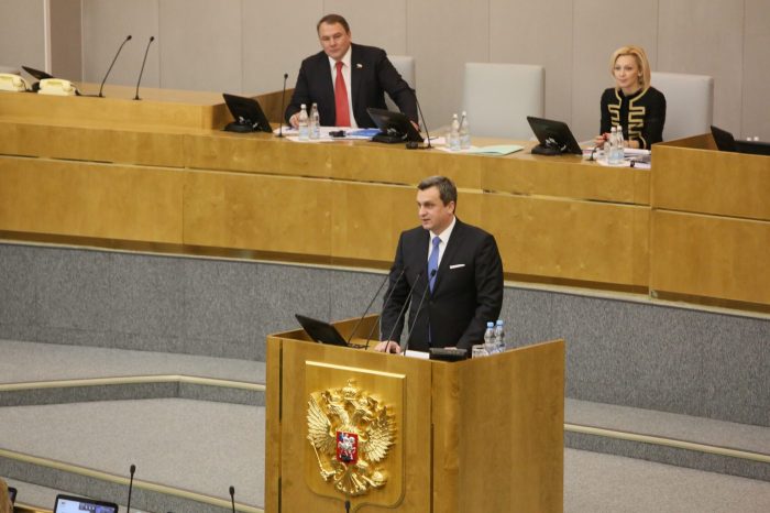 Predseda NR SR a SNS Andrej Danko vystúpi s prejavom v srbskom parlamente