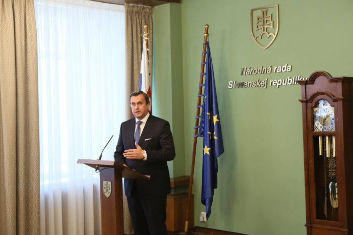 Rekreačné poukážky ušetria viac ako 130 Eur na odvodoch a daniach Vytlačiť stránku / Print page