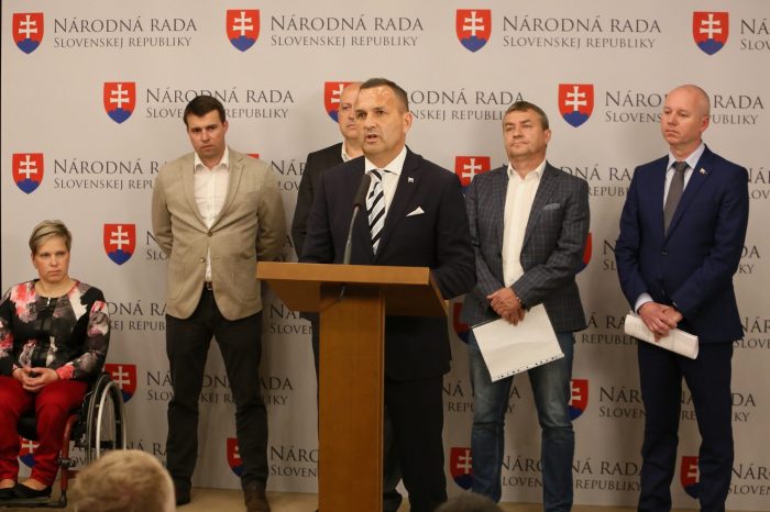 D. Tittel, T. Jančula , J. Gönci, A. Siekel - O podpore slovenského športu