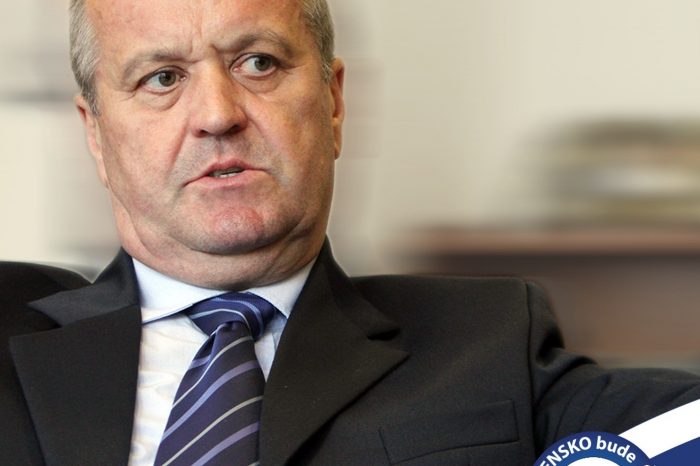 P. Gajdoš - O zvyšovaní platov a rozvoji obrany