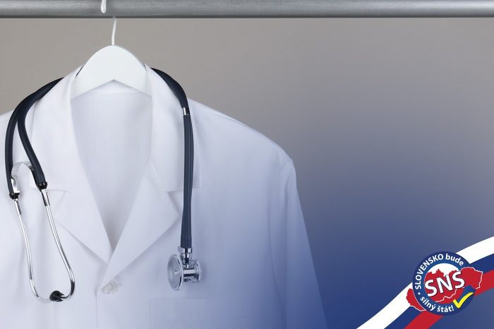 Panika rastie, ale vysvetlenia občania nedostávajú