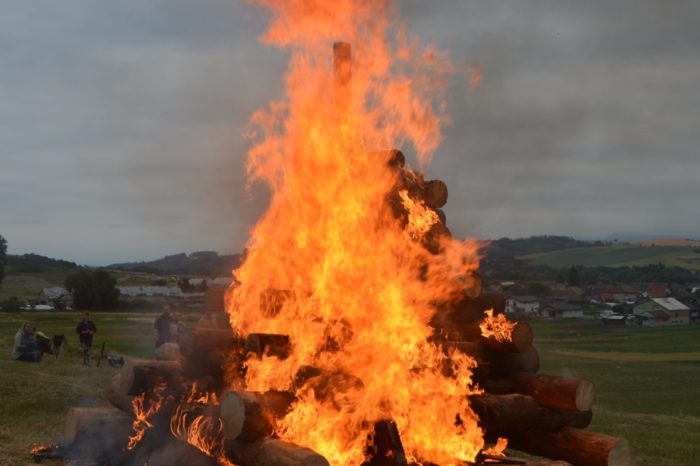 Vatra zvrchovanosti sa rozhorela v Liskovej.