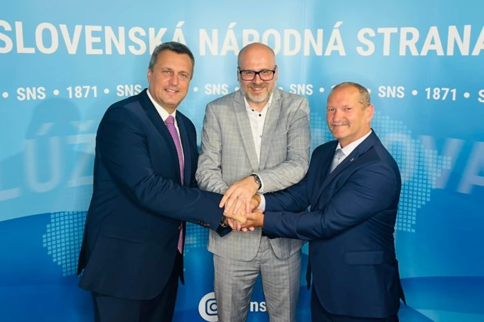 Slovenská národná strana na dnešnom rokovaní vyjadrila podporu Michalovi Kaliňákovi, ktorý kandiduje na post predsedu Prešovského samosprávneho kraja.