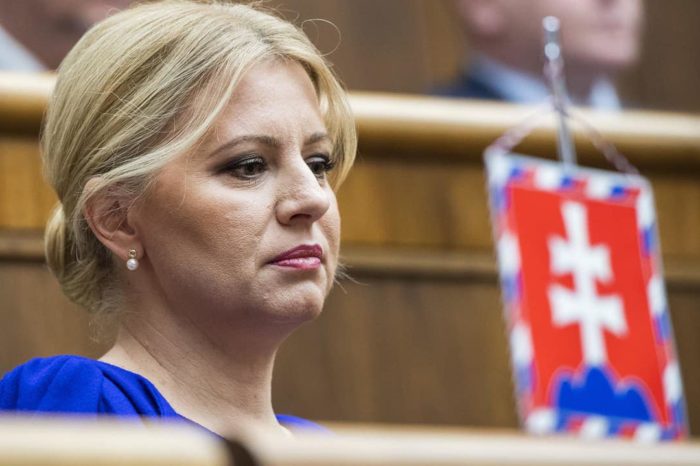 Slovenská národná strana vyzýva prezidentku Zuzanu Čaputovú, aby bezodkladne konala a nepredlžovala agóniu vlády Eduarda Hegera.