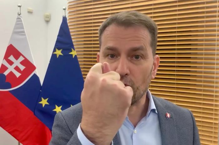 Igorove pod-vodné volebné tromfy.