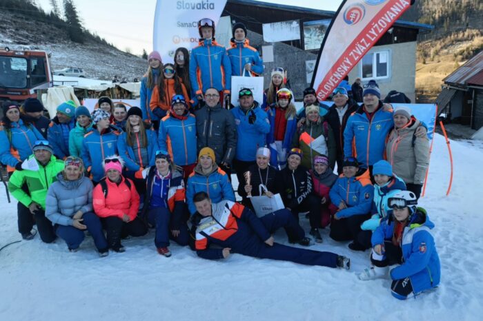 MLADÍ LYŽIARI ZAŽIARILI NA SKI GUGEL MLYNKY