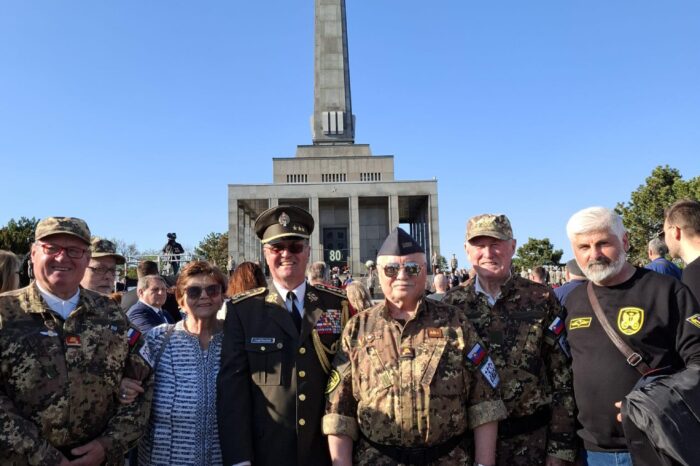 Pietna spomienka na Slavíne