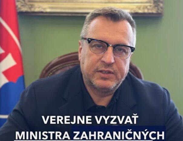 SNS protestuje, žiada vysvetlenie od Blanára, prečo podporil ďalší balík protiruských sankcií