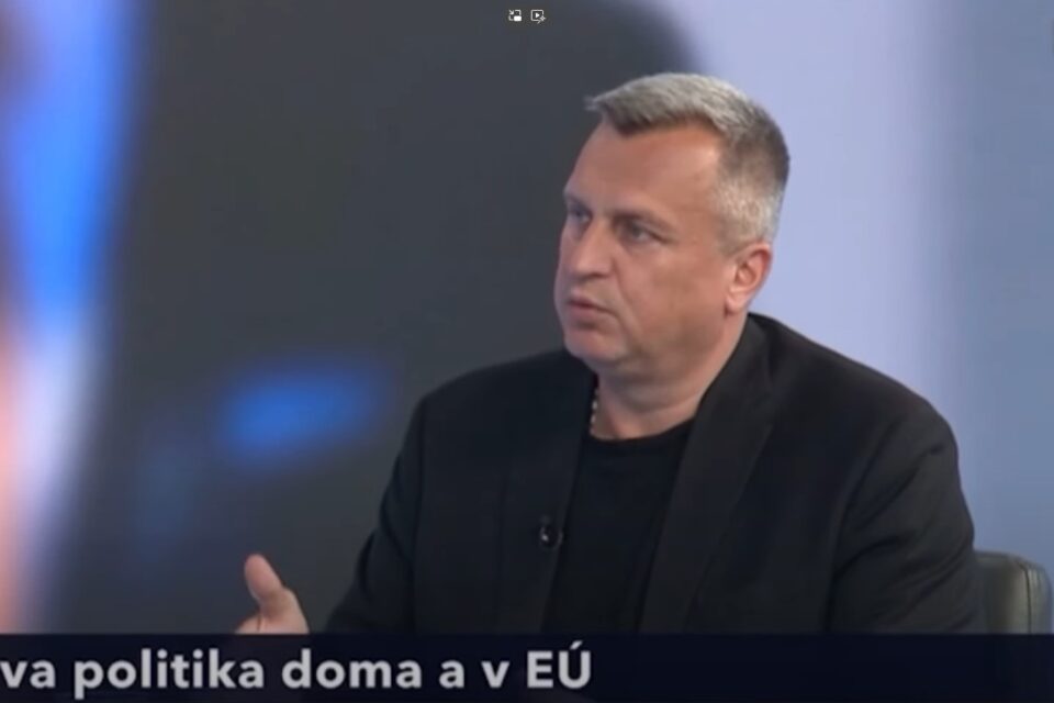 Už voliči sa divia a pýtajú, prečo vláda neplní presne to, na čo dostala mandát od ľudí.