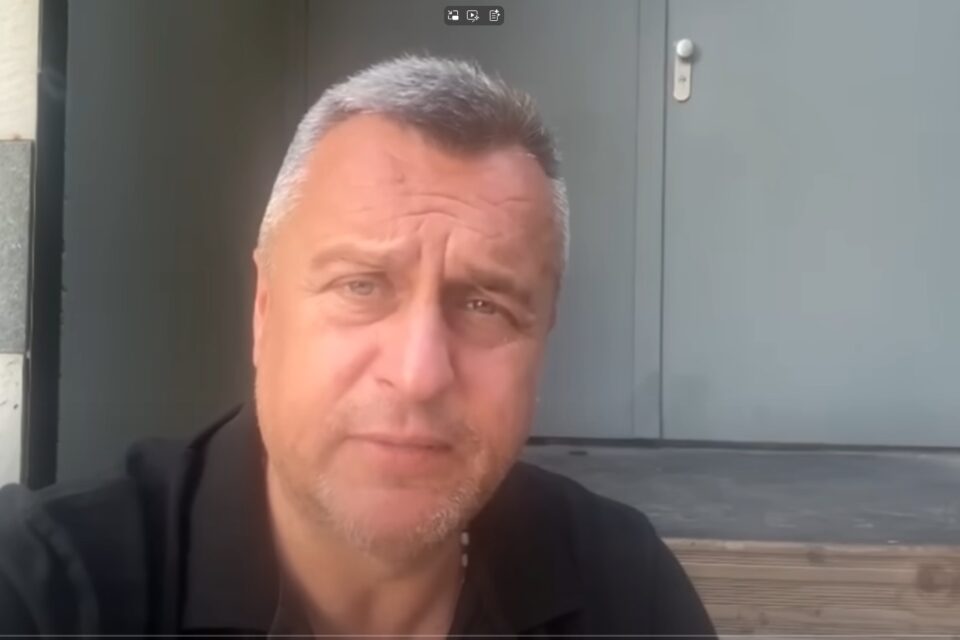 Vyzývame predsedu vlády na rokovanie s USA o obrannej zmluve.