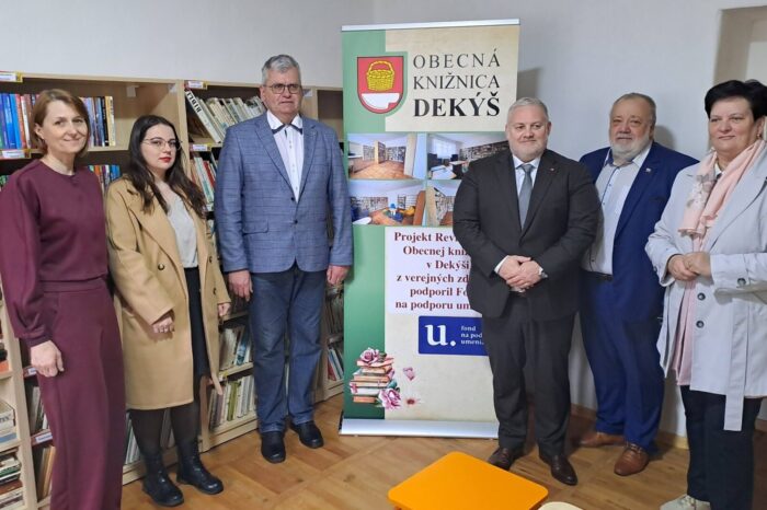 SLÁVNOSTNÉ OTVORENIE OBECNEJ KNIŽNICE V DEKÝŠI