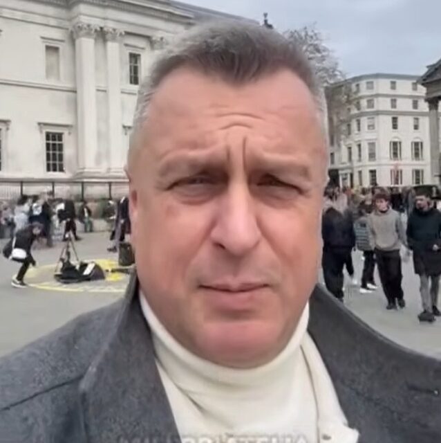 POZDRAVUJEM Z LONDÝNA! Nezabudnite, Apple má dnes 50 rokov. Gratulujeme