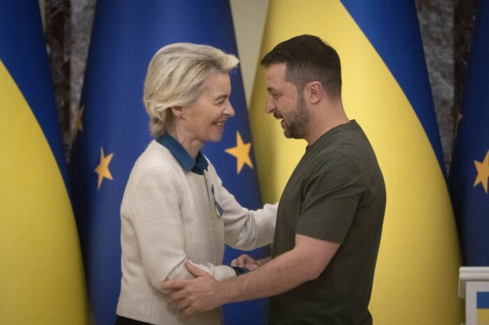 Ursula nám zaperlila dokonca po francúzsky, že :